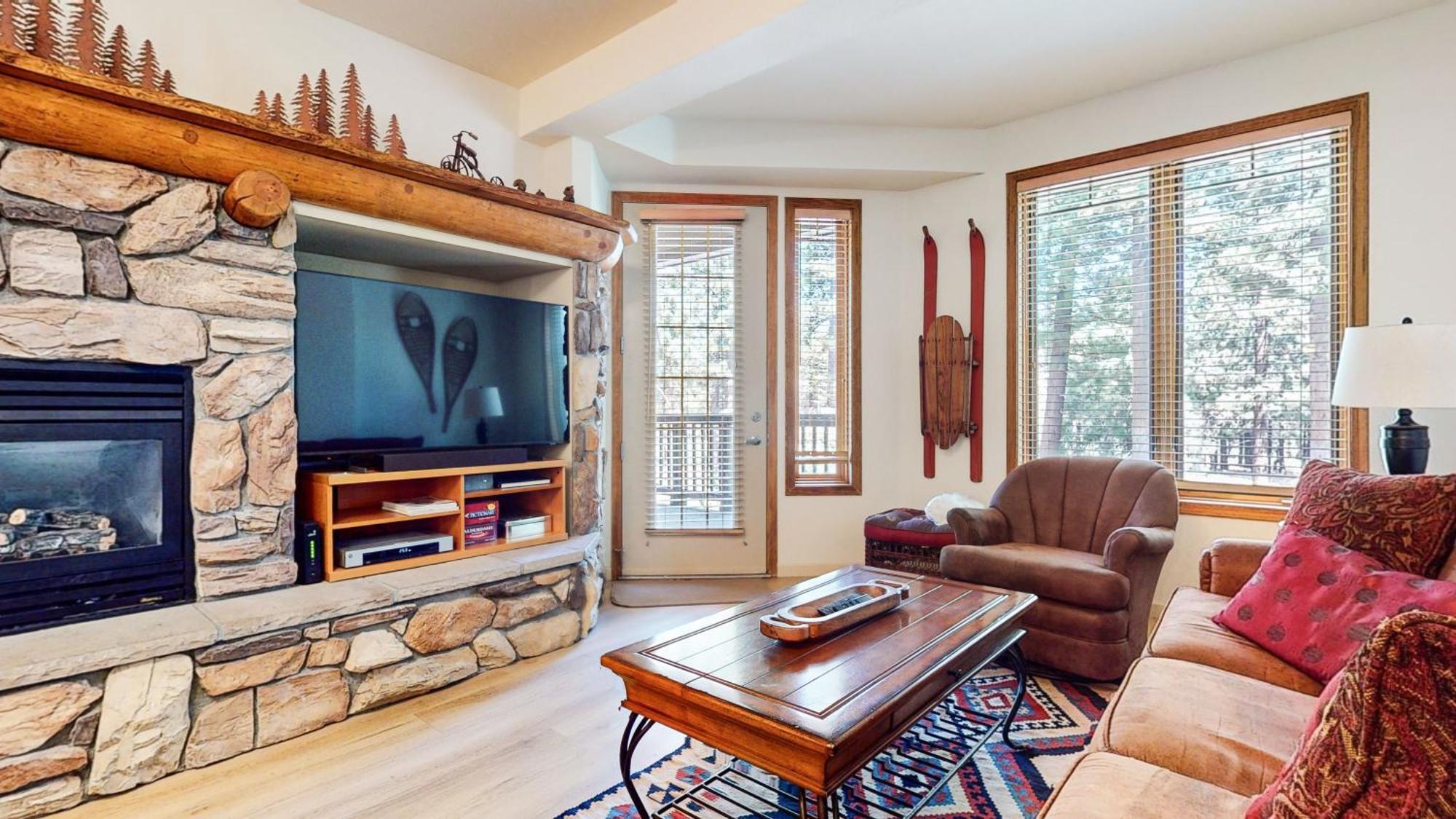 Mammoth Green 118 Located On Sierra Star Golf Course, Private Patio, Summer Pool Condo Mammoth Lakes Exteriör bild